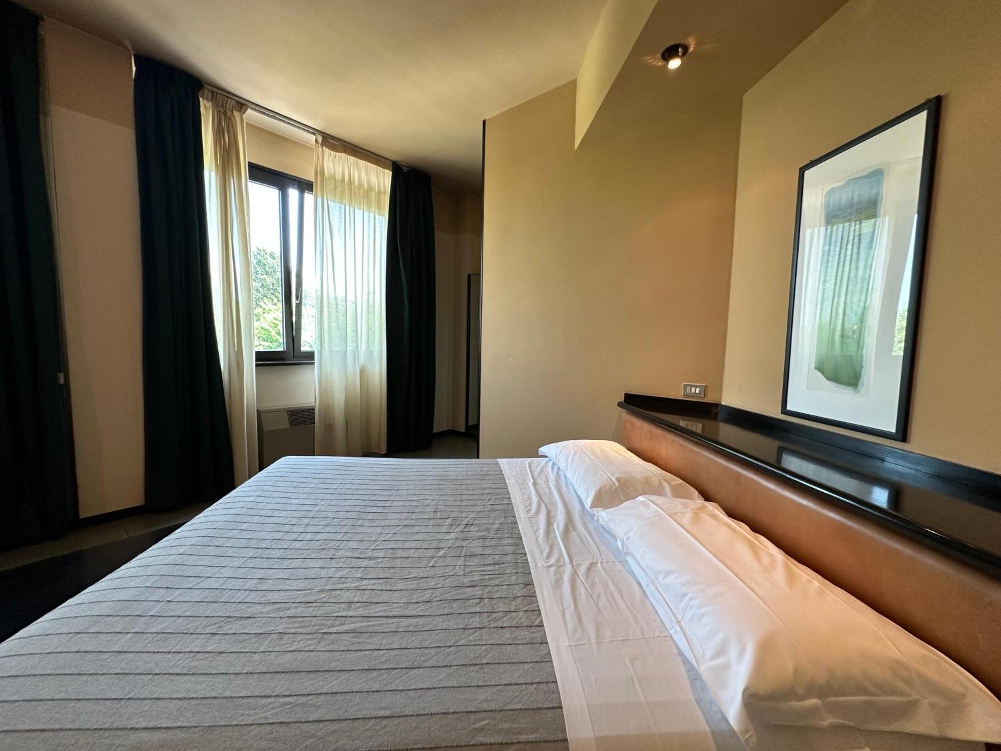 Hotel Griselda Saluzzo Bagian luar foto