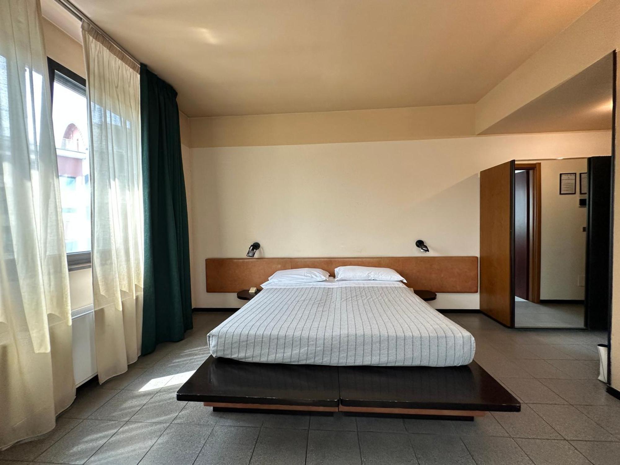 Hotel Griselda Saluzzo Bagian luar foto