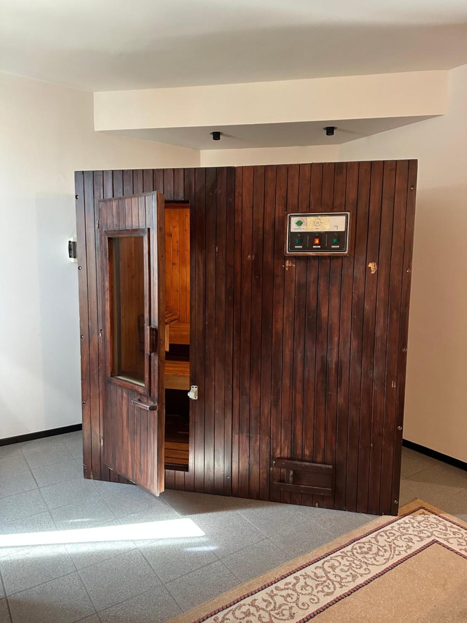 Hotel Griselda Saluzzo Bagian luar foto