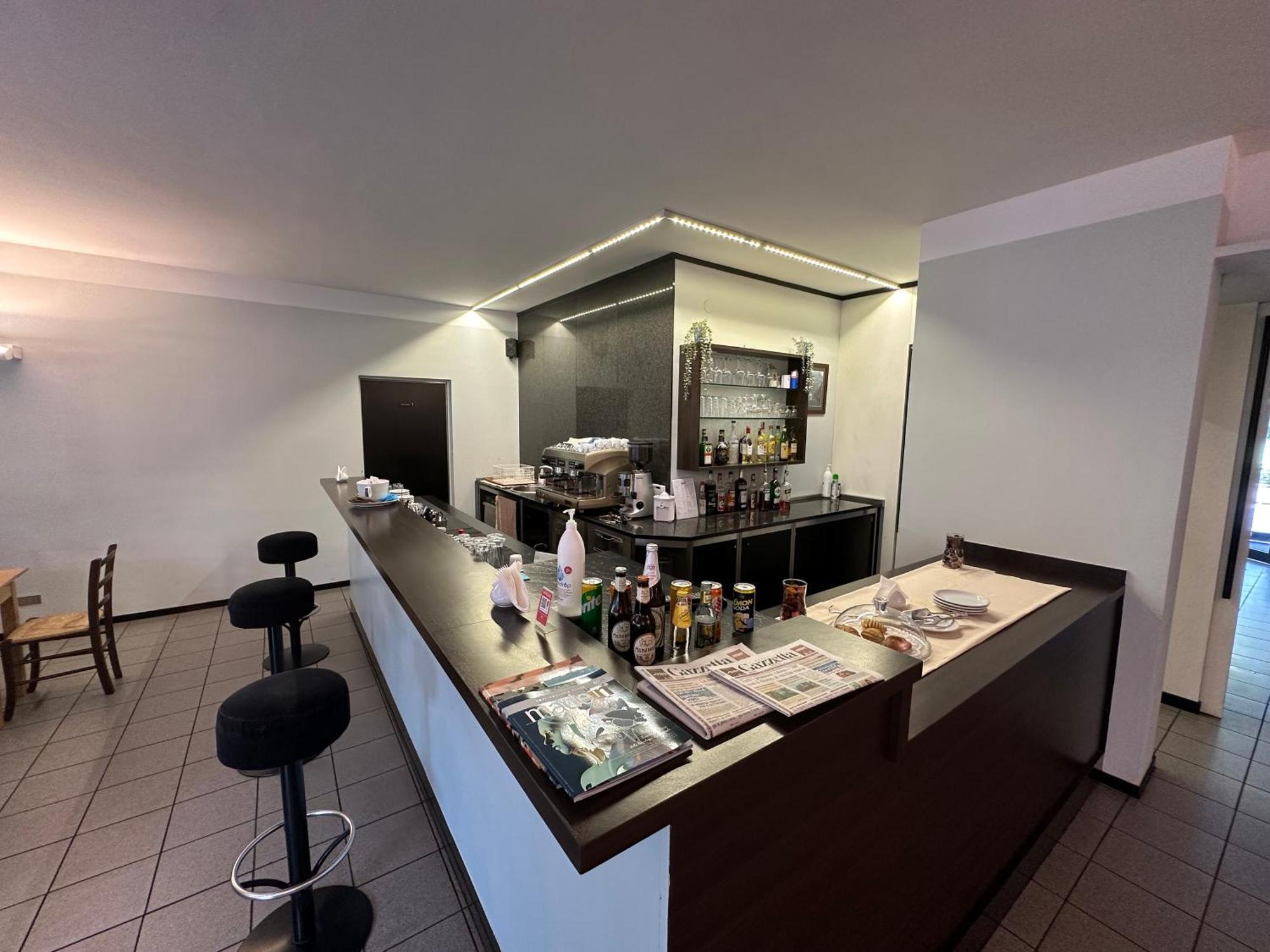 Hotel Griselda Saluzzo Bagian luar foto