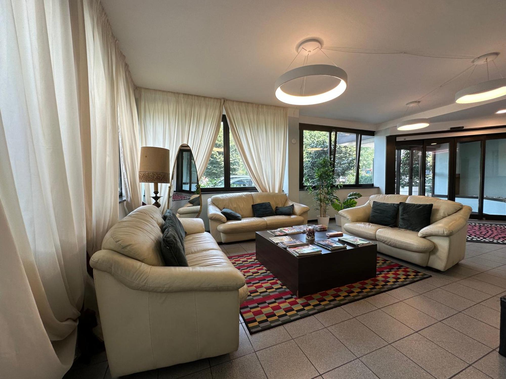 Hotel Griselda Saluzzo Bagian luar foto