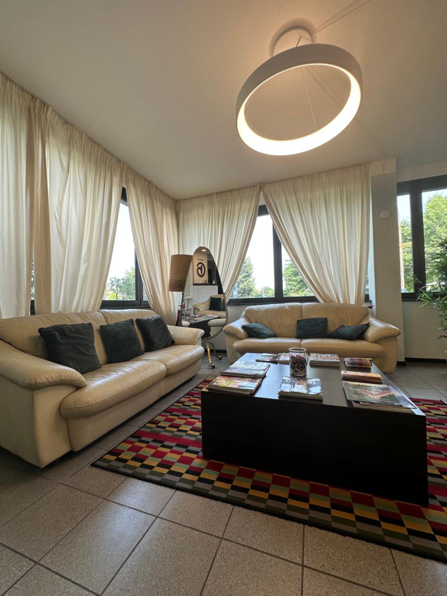 Hotel Griselda Saluzzo Bagian luar foto