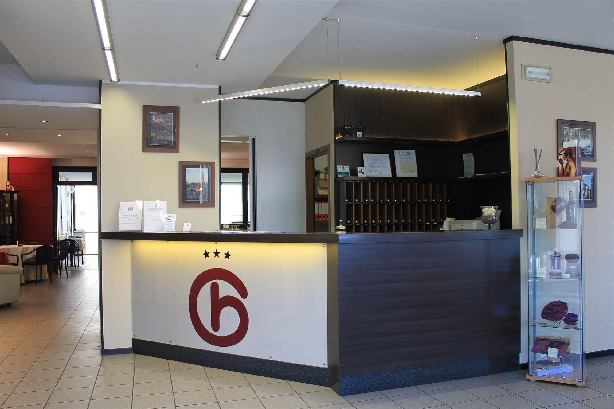 Hotel Griselda Saluzzo Bagian luar foto